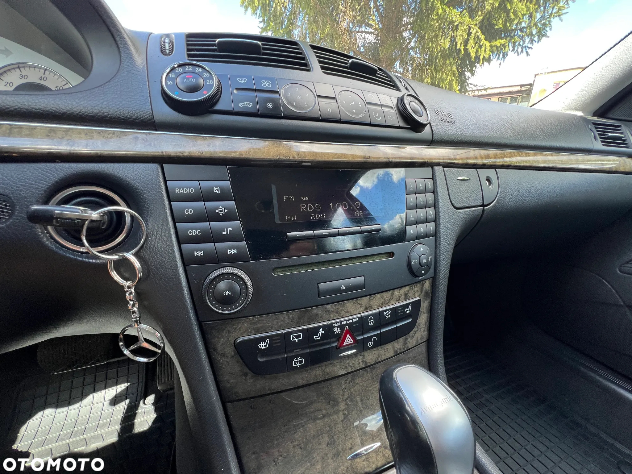 Mercedes-Benz Klasa E 200 T Kompressor Automatik Avantgarde - 16