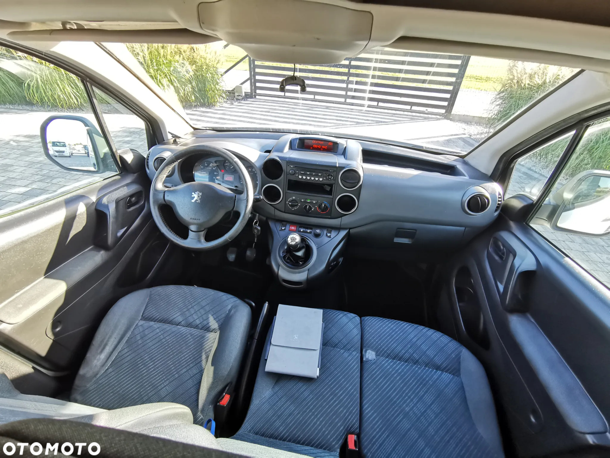 Peugeot Partner LONG - 2