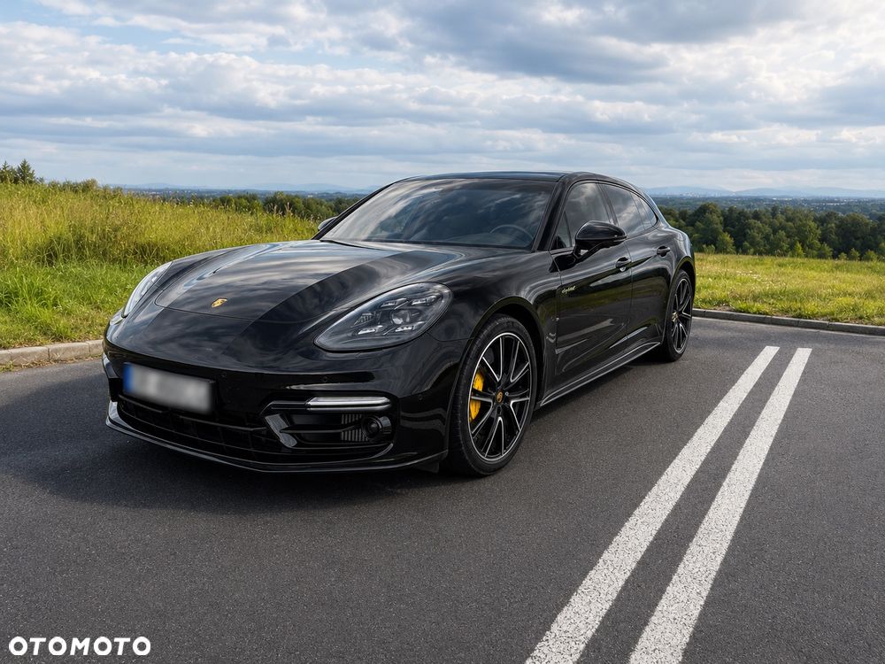 Porsche Panamera Turbo S E-Hybrid - 1