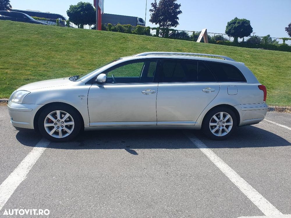 Toyota Avensis 2.2 D-4D Station Business - 4