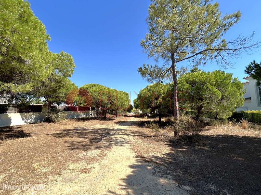 Lote Exclusivo para Moradia nas Varandas do Lago, Almancil - Grande imagem: 5/9