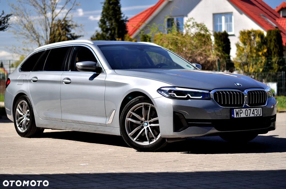 BMW Seria 5 520i - 38