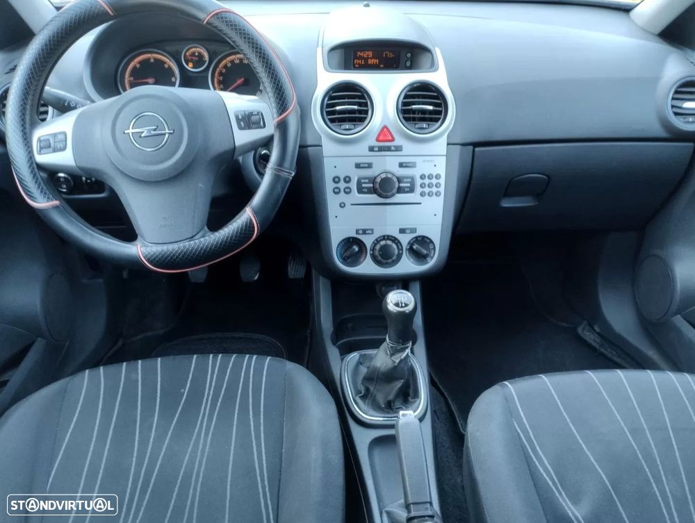 Opel Corsa 1.3 CDTi Enjoy EcoFLEX - 21