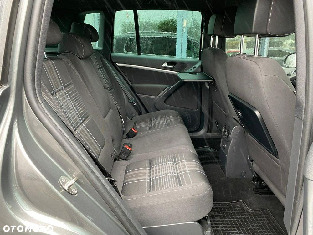 Volkswagen Tiguan - 8