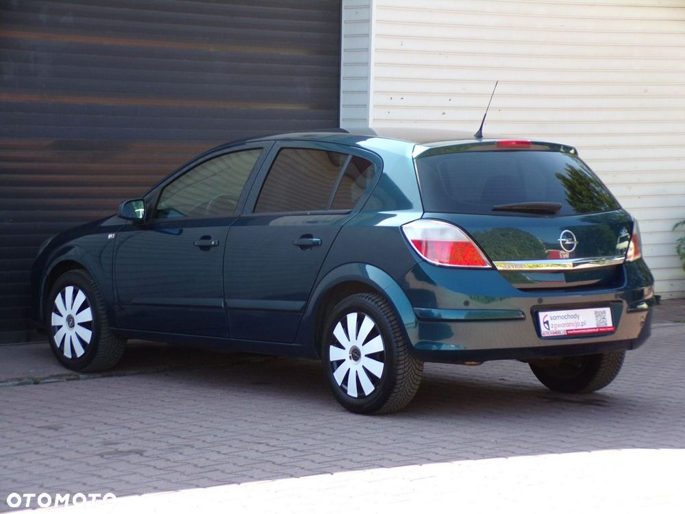 Opel Astra - 16