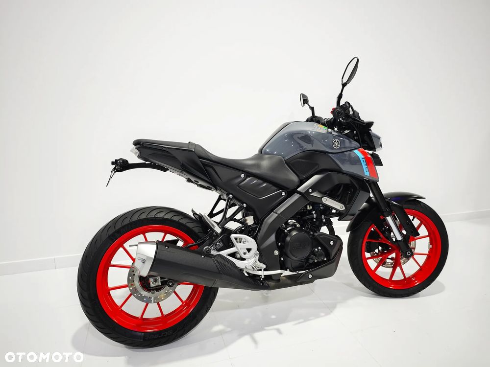 Yamaha MT - 8