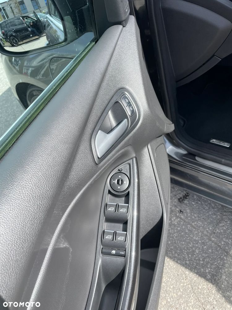 Ford Focus - 16