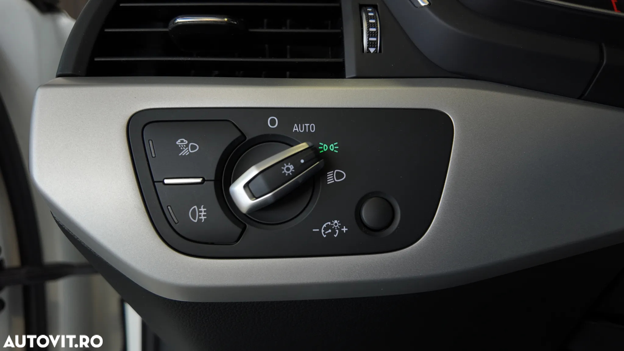 Audi A4 40 TDI S tronic S line - 21