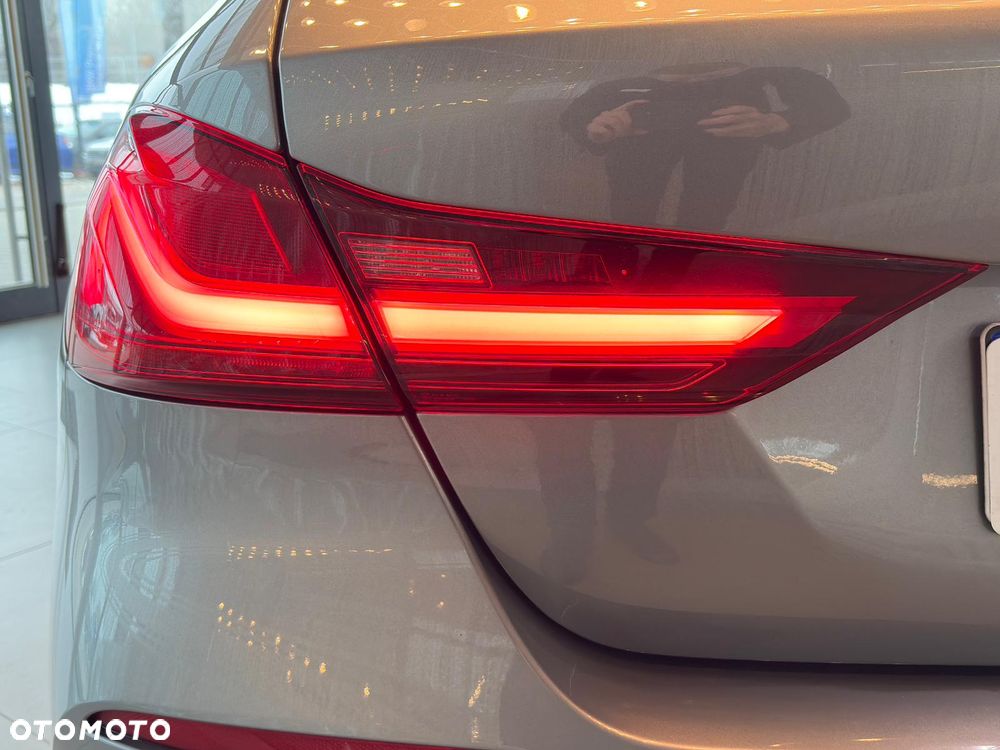 BMW Seria 1 118i Advantage - 9