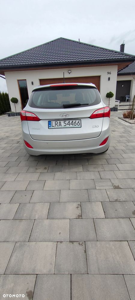 Hyundai i30 1.4 Classic + - 9