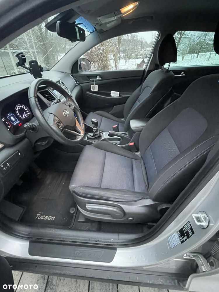 Hyundai Tucson 1.6 GDI BlueDrive Comfort 2WD - 9