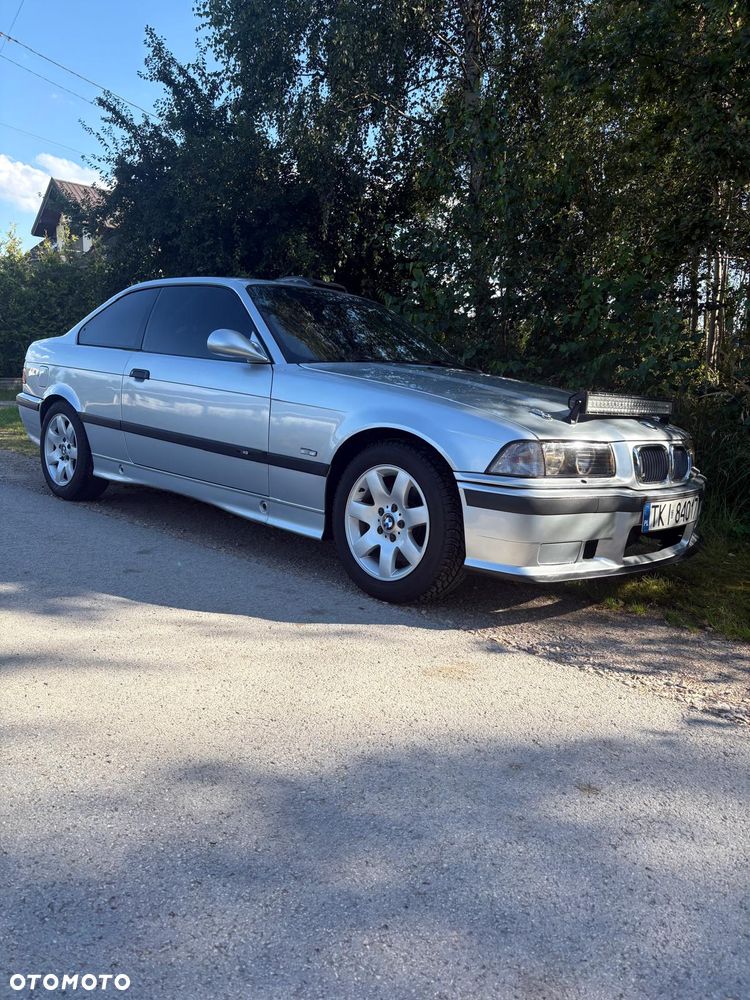 BMW M3 Standard - 27