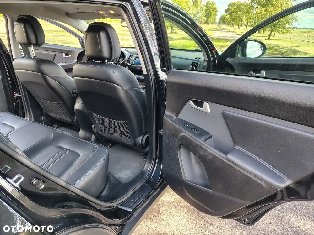 Kia Sportage 2.0 CRDI L AWD - 12