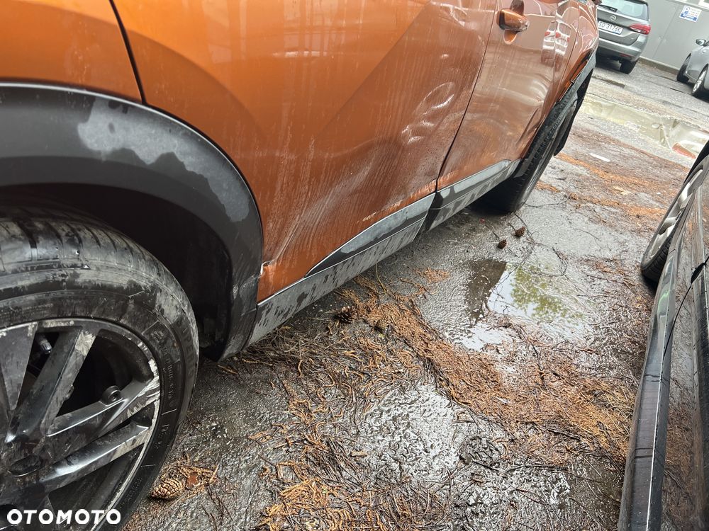 Peugeot 2008 136 Allure - 23