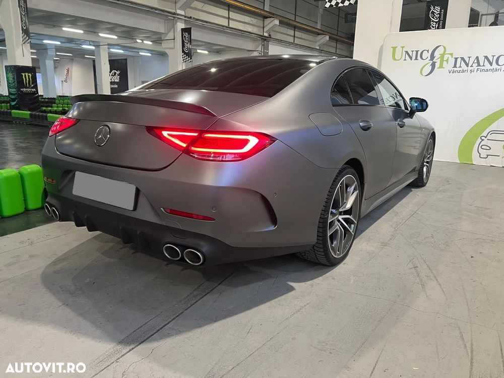 Mercedes-Benz CLS - 6