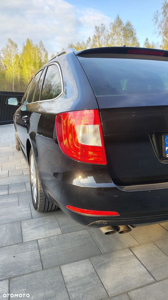 Skoda Superb 1.8 TSI FAMILY - 10