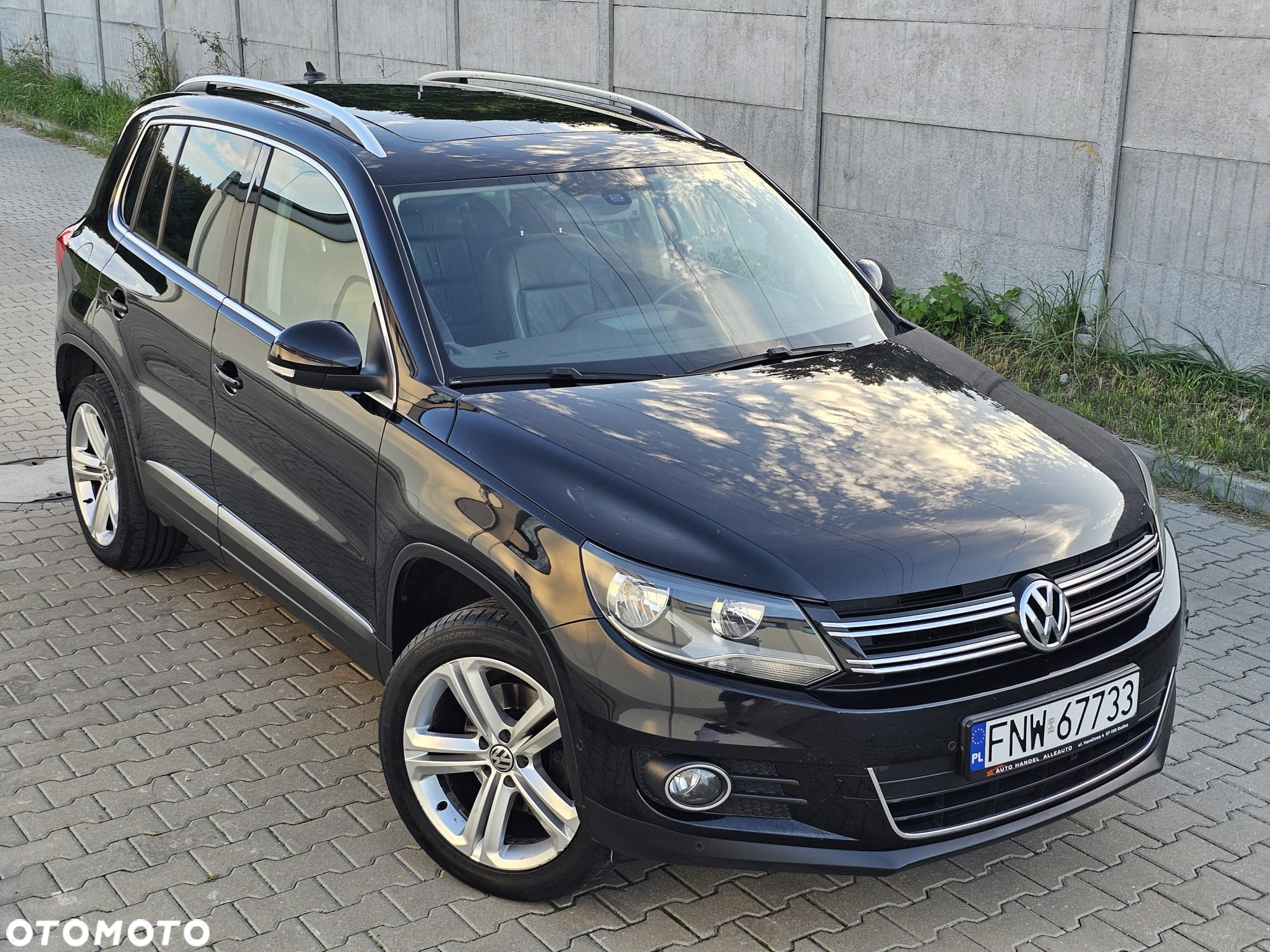 Volkswagen Tiguan 2.0 TDI 4Mot Sport&Style DSG - 2