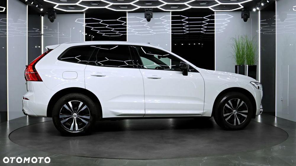 Volvo XC 60 T8 Twin Engine AWD Geartronic Momentum - 12