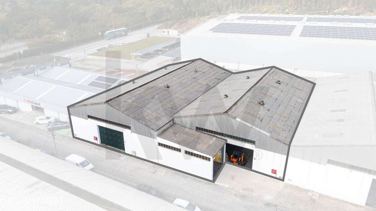 Armazem / Pavilhão para arrendamento em Castelo da Maia - Grande imagem: 3/18