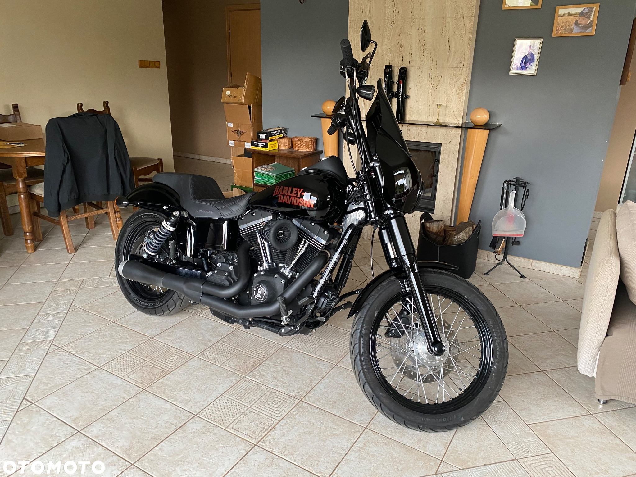 Harley-Davidson Dyna Street Bob - 2