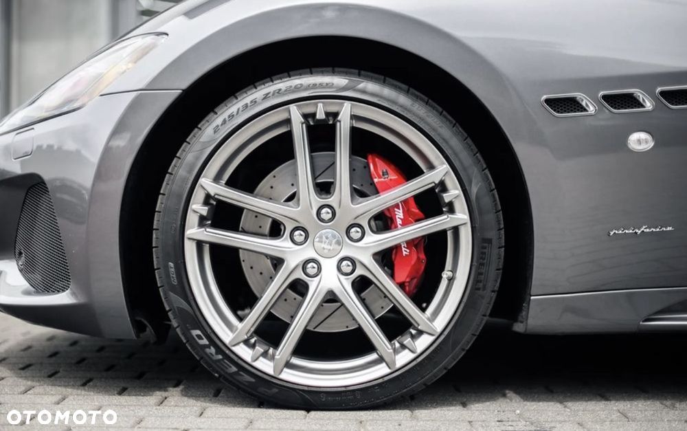 Maserati GranCabrio Sport - 18