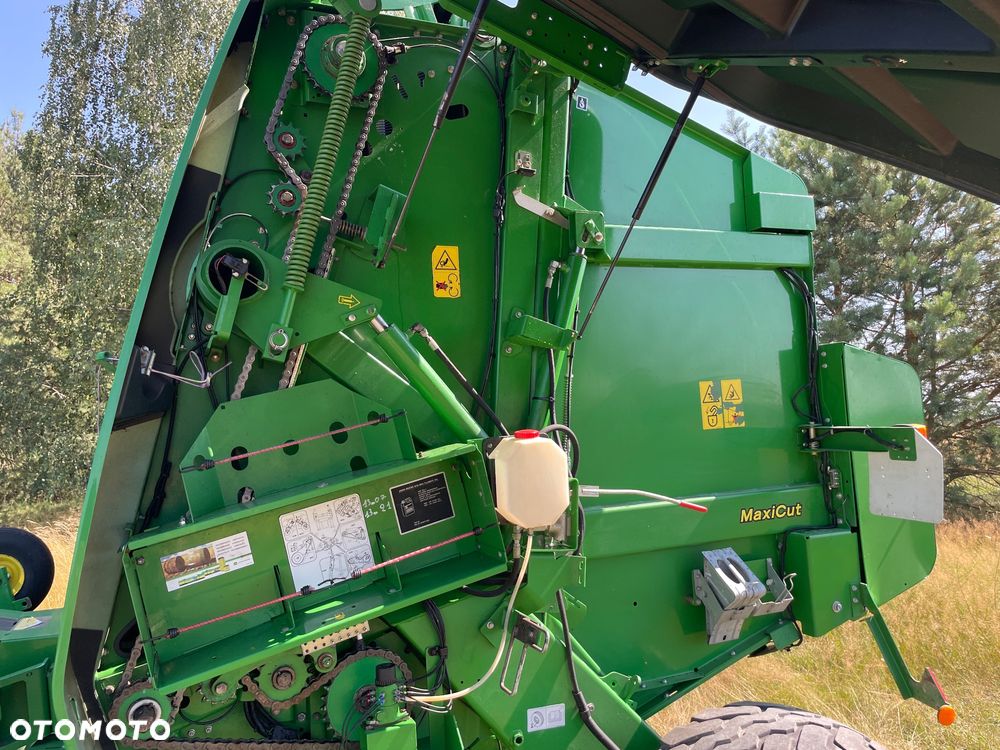John Deere 864 - 11