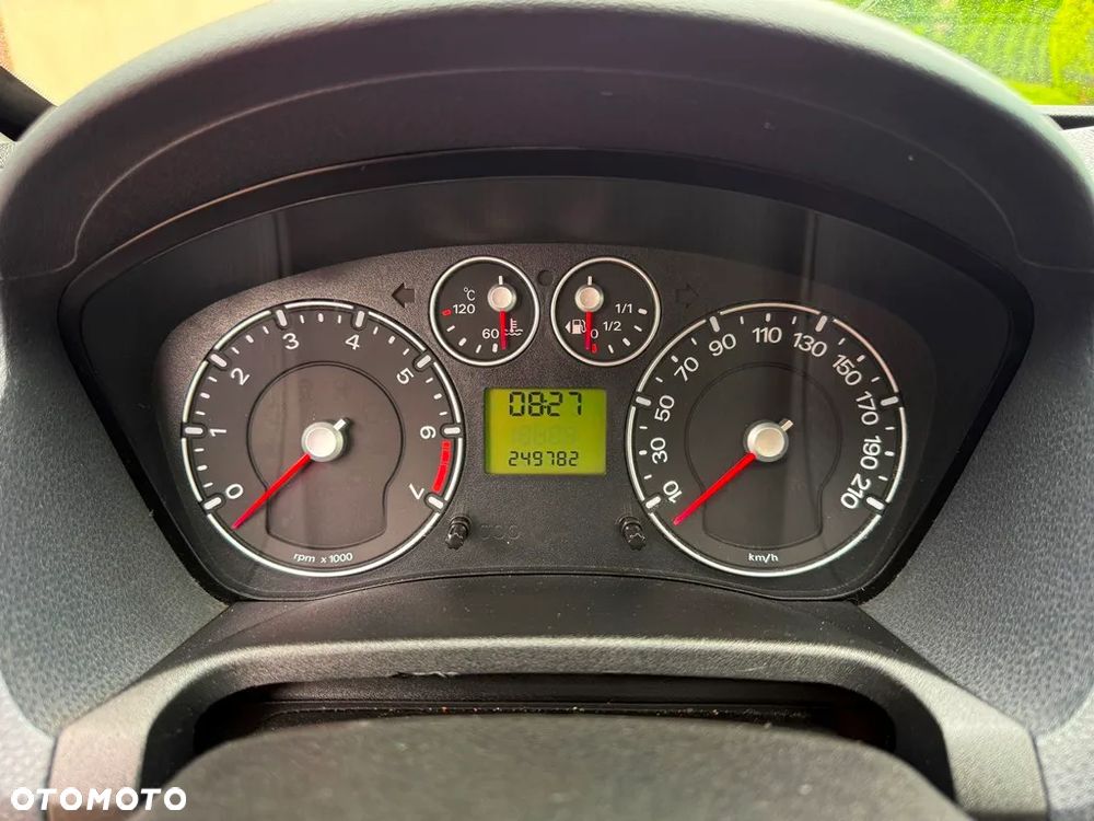 Ford Fiesta 1.3 Style - 26