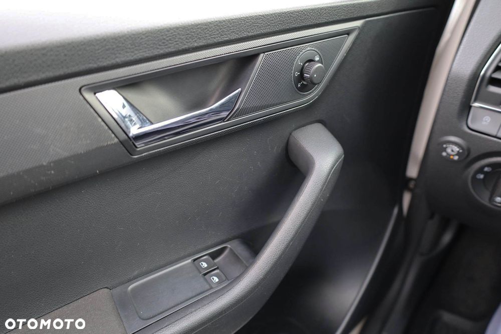 Skoda Fabia 1.0 Ambition - 24