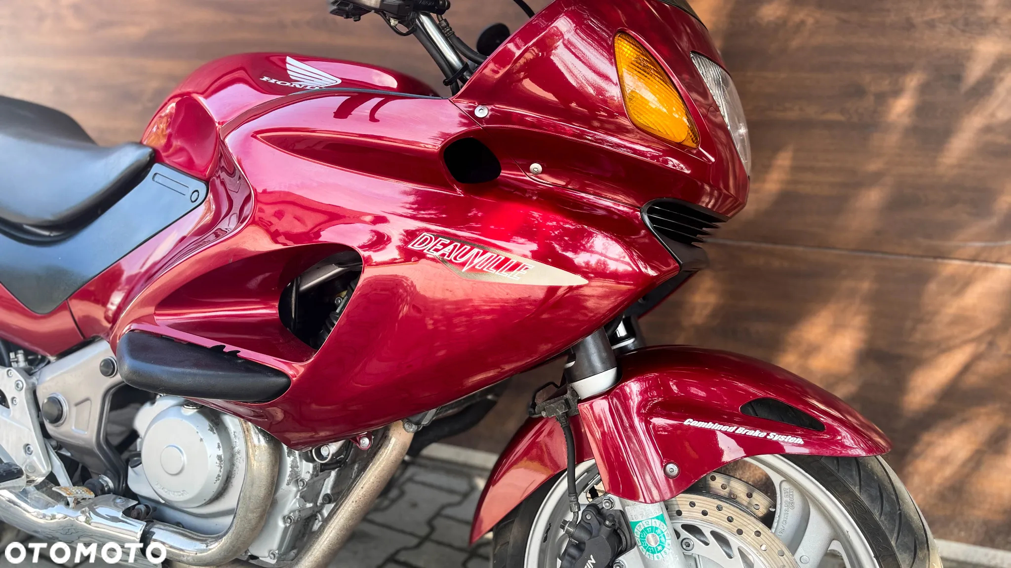 Honda Deauville - 4