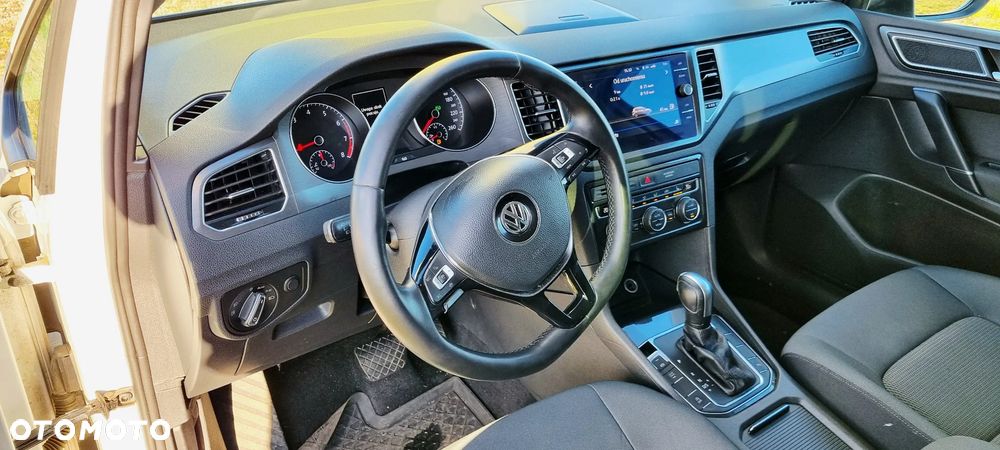 Volkswagen Golf Sportsvan - 9