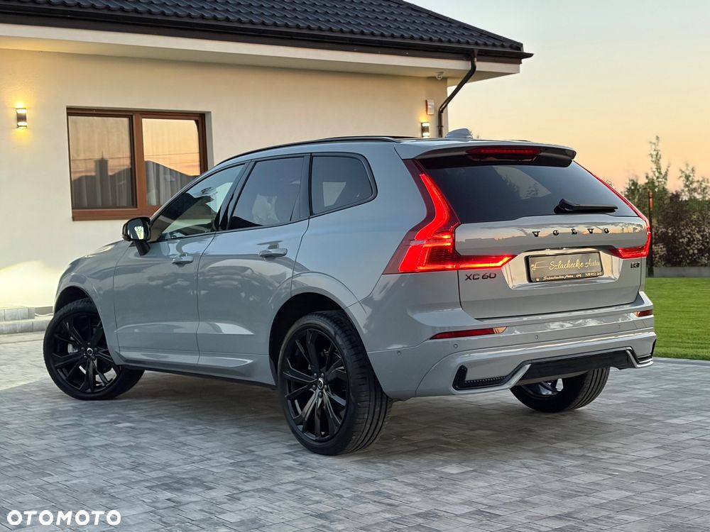 Volvo XC 60 B5 B AWD Ultra Black Edition - 6