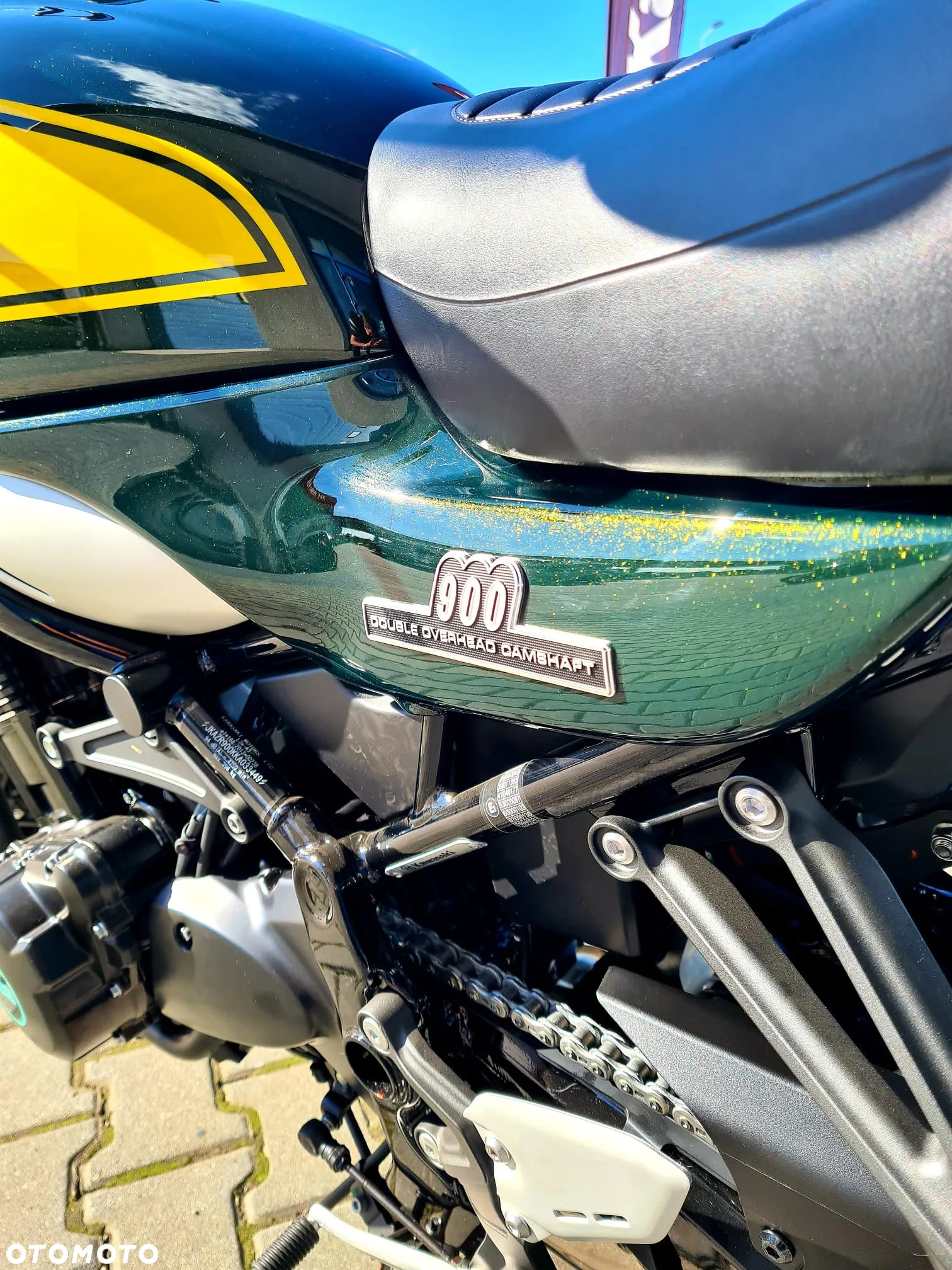 Kawasaki Z 900 RS - 5