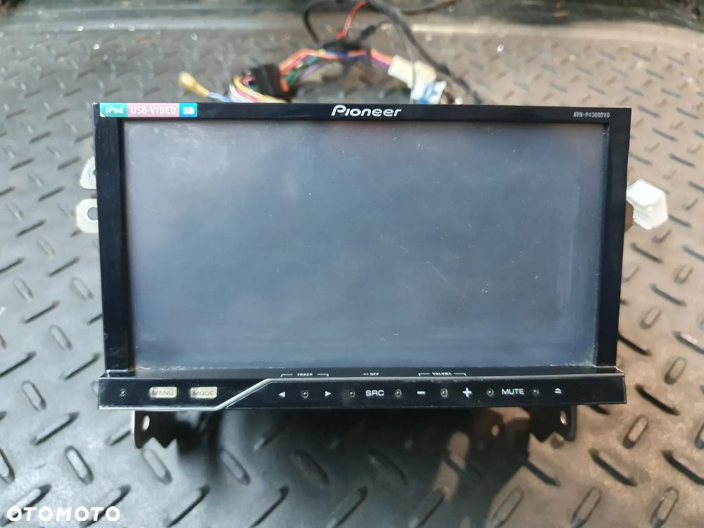 Radioodtwarzacz samochodowy Pioneer AVH-P4300DVD - 1