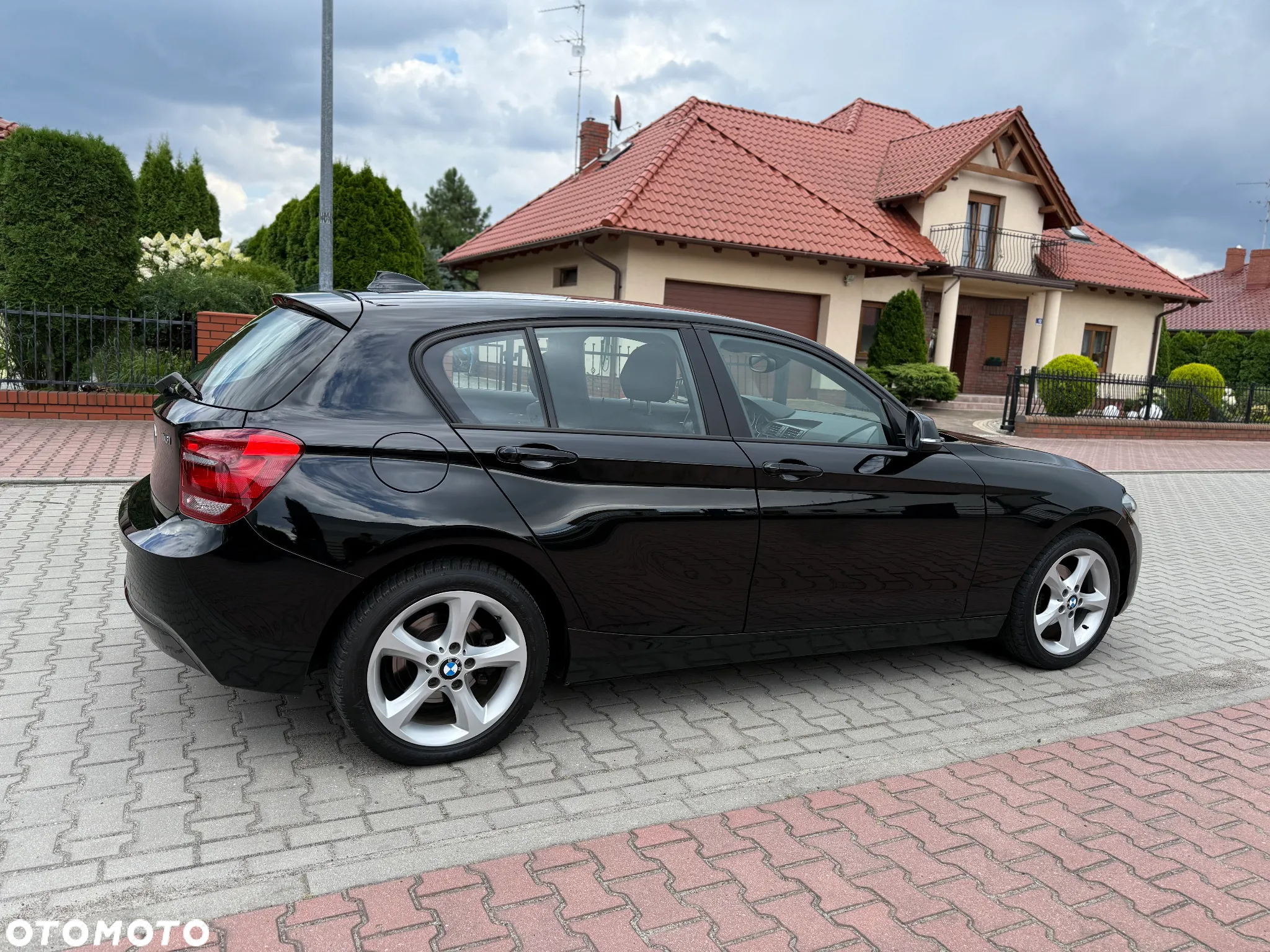 BMW Seria 1 116i - 16