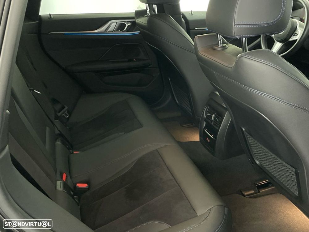 BMW i4 eDrive40 Desportiva M - 24