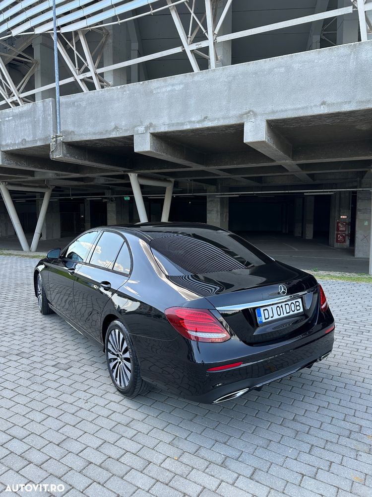 Mercedes-Benz E 200 4MATIC Aut. - 9