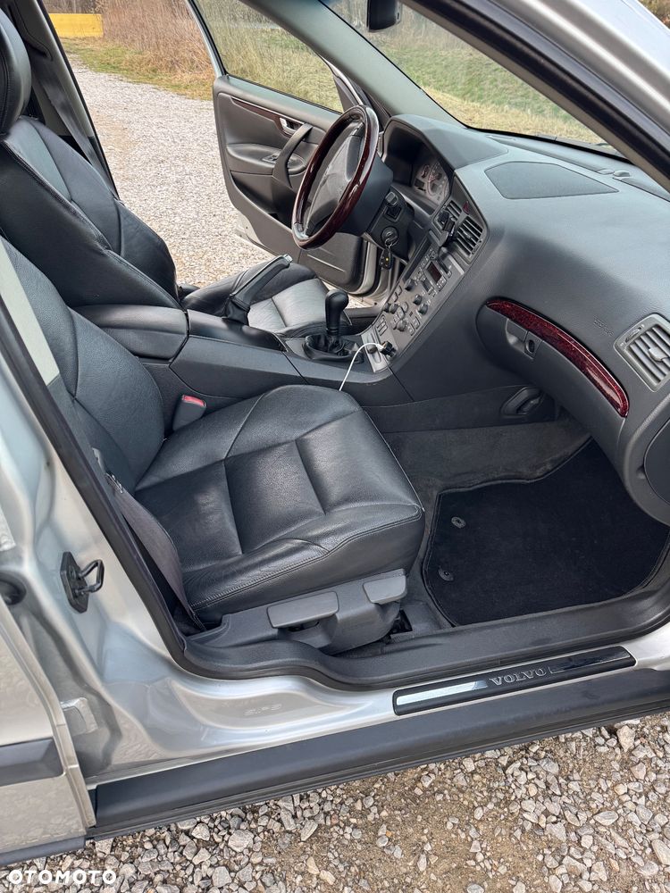 Volvo S60 2.4 D - 14