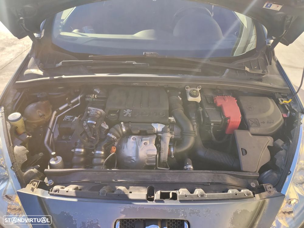 Peugeot 308 - 13