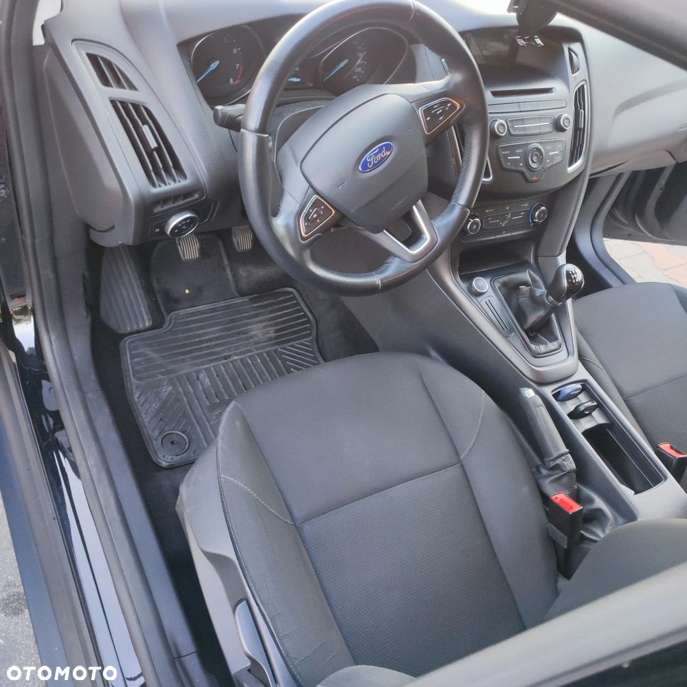 Ford Focus 1.6 Trend - 9