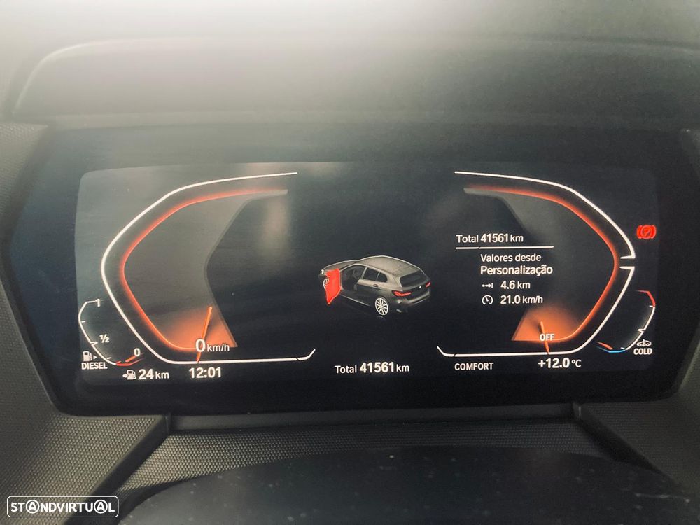 BMW 116 d Pack Desportivo M Auto - 12