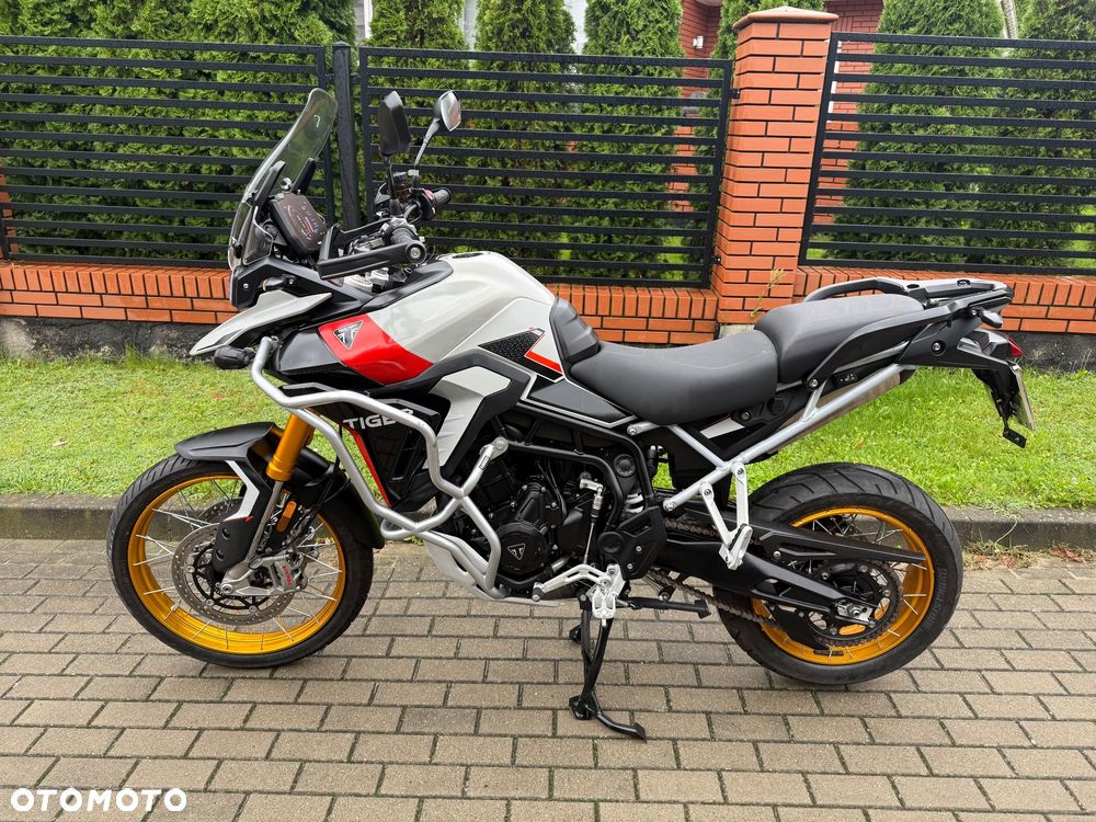 Triumph Tiger - 2