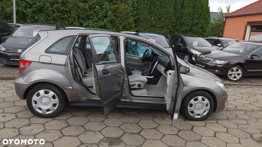 Mercedes-Benz Klasa B 180 CDI Special Edition - 6