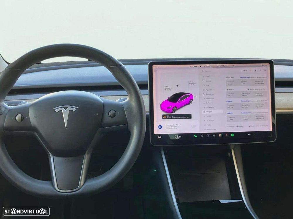 Tesla Model 3 - 9