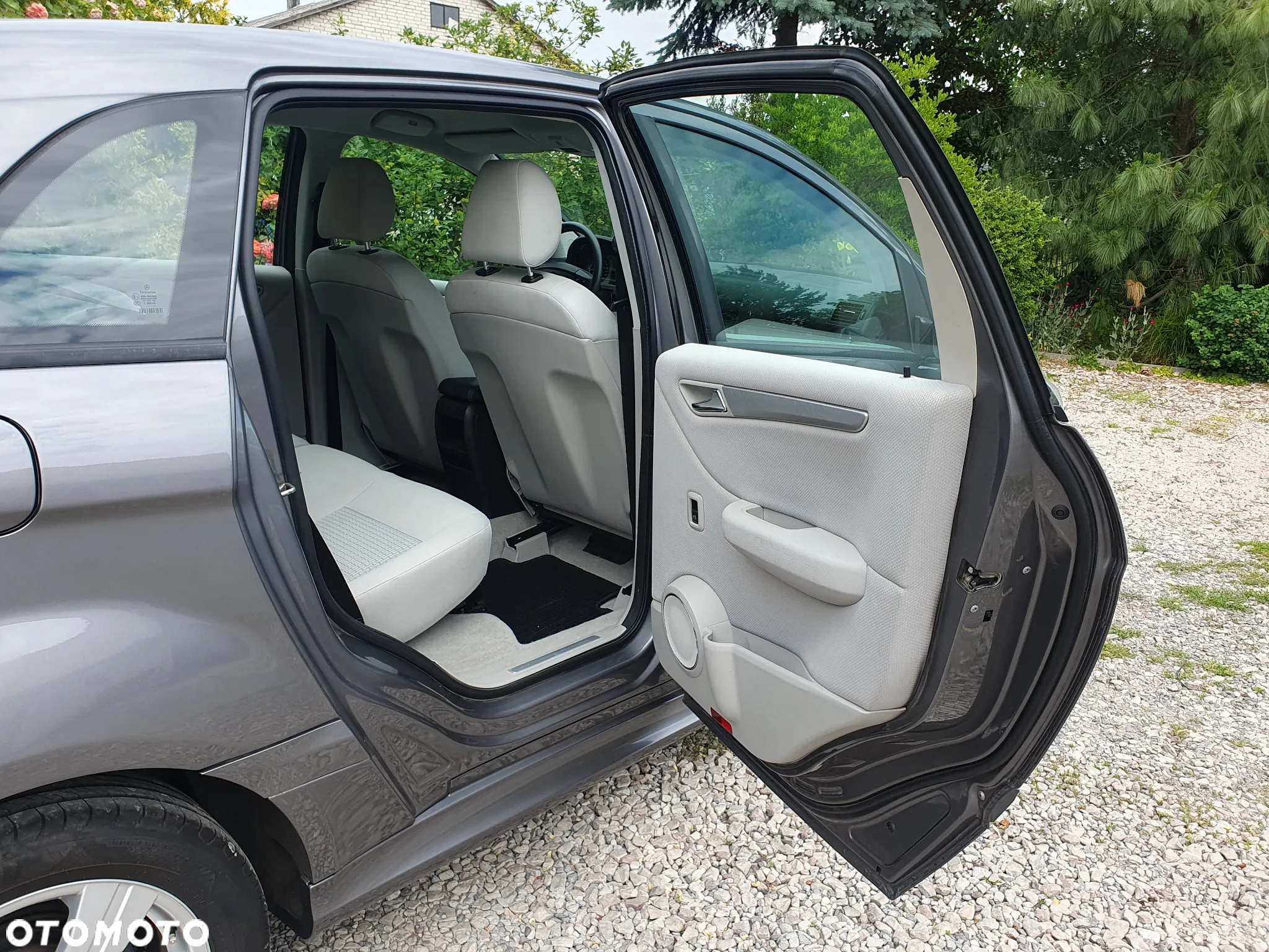 Mercedes-Benz Klasa B 180 Autotronic SPORT EDITION - 20