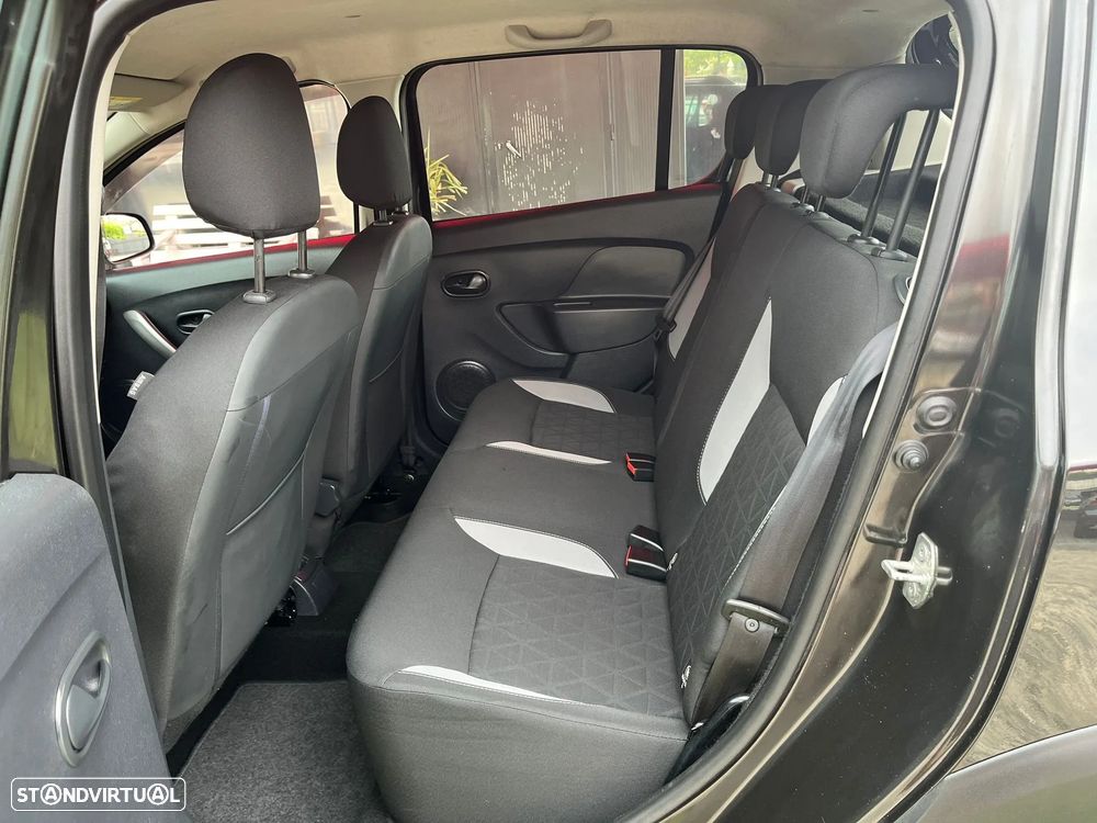 Dacia Sandero 0.9 TCe Confort - 12