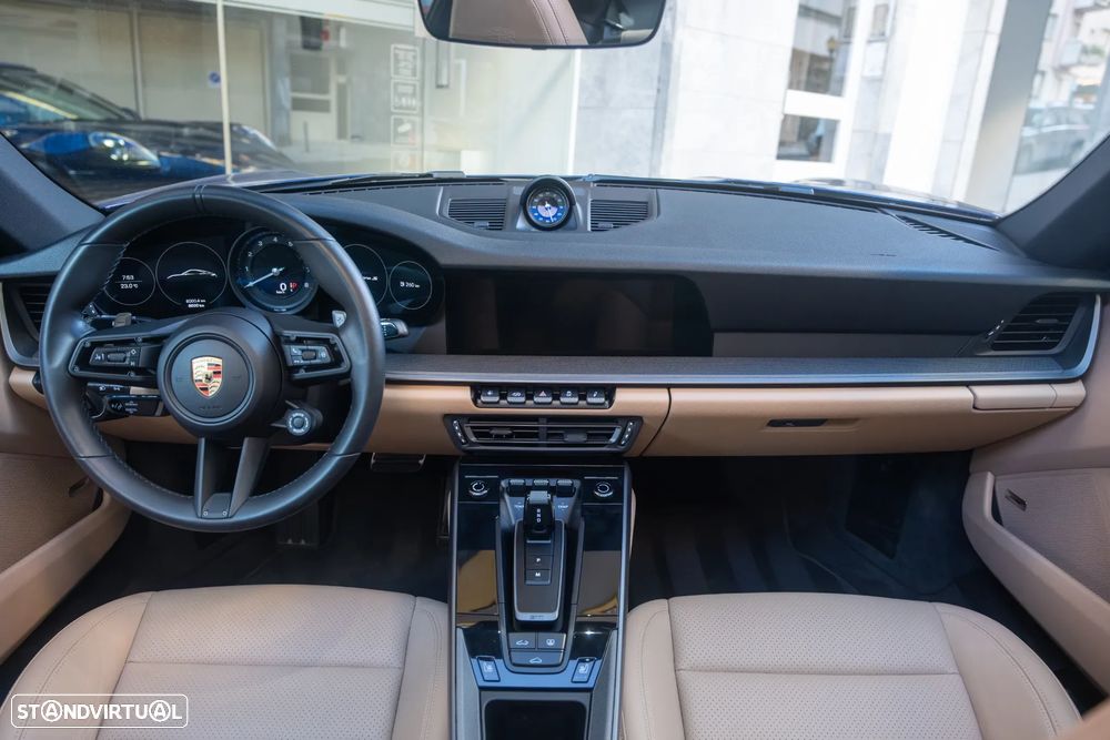 Porsche 911 Carrera S PDK — fotografia 14