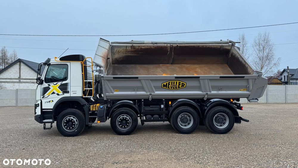 Volvo FMX 410  8X4 - 17
