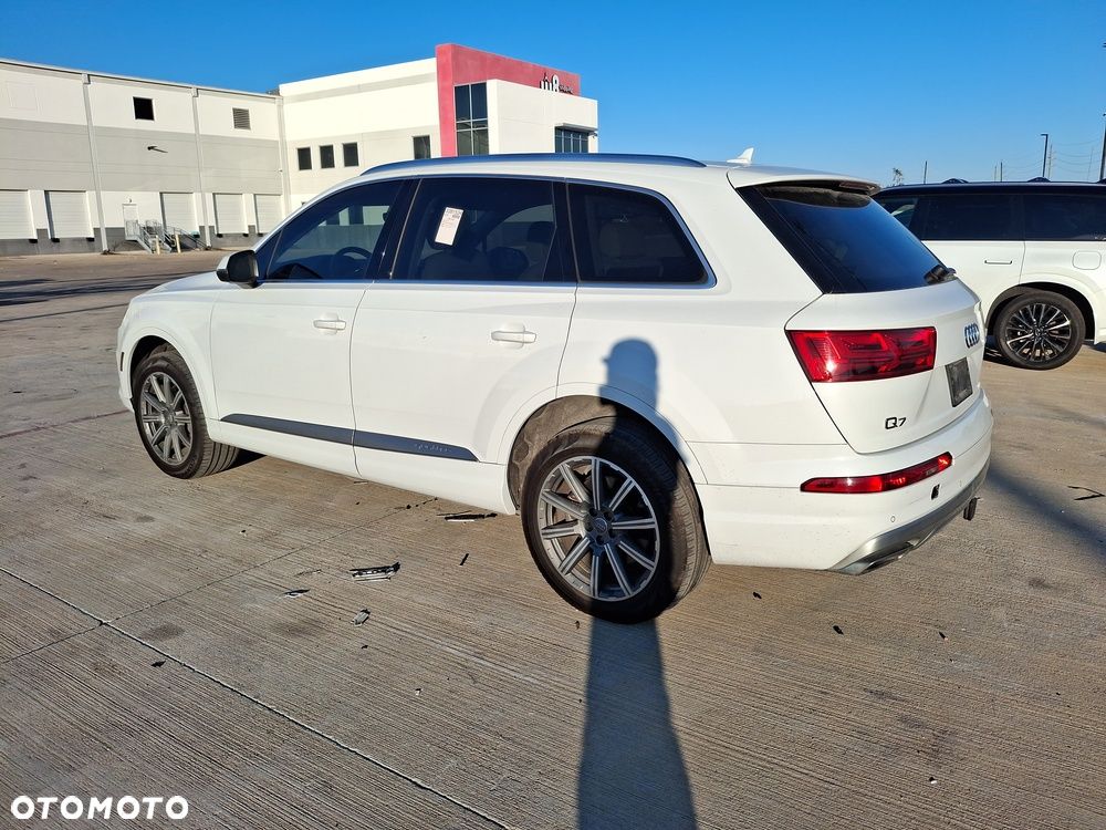 Audi Q7 3.0 TFSI Quattro Tiptronic - 5
