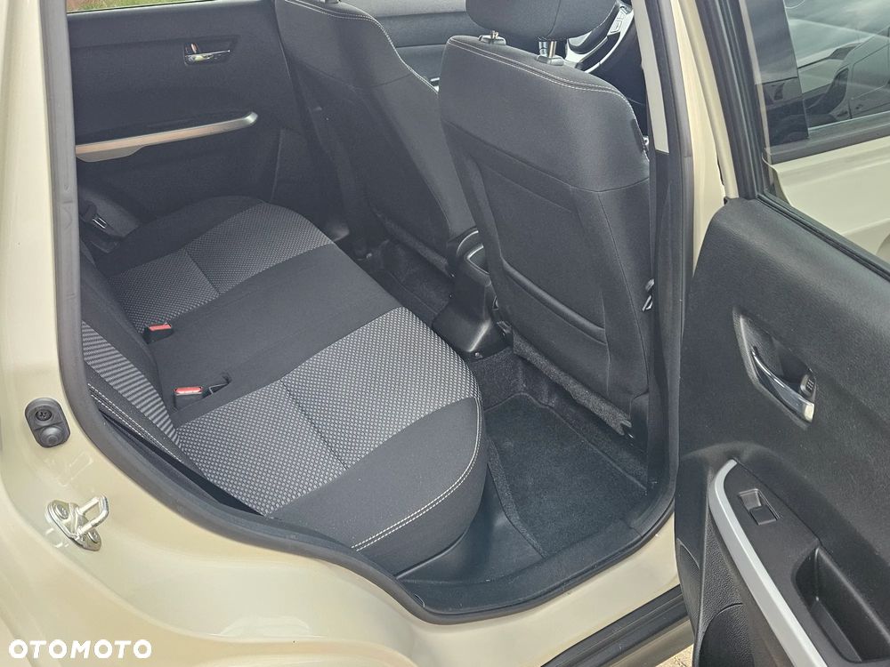 Suzuki Vitara 1.6 Elegance 2WD - 24