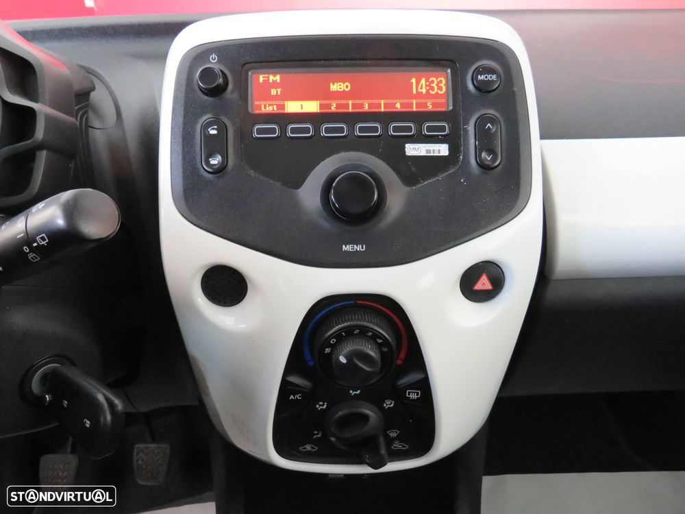 Peugeot 108 1.0 VTi Active - 32
